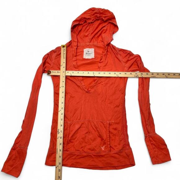 American Eagle Vintage Light Weight Long sleeve Top Attached Hoodie Super 2000s - Picture 3 of 5